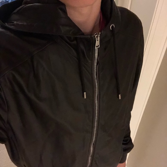 Gucci leather jacket - Picture 2 of 3